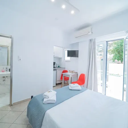 Apartment Center By Cretan Heraklion (Crete)