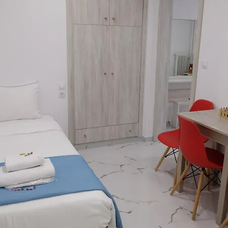 Apartment Center By Cretan